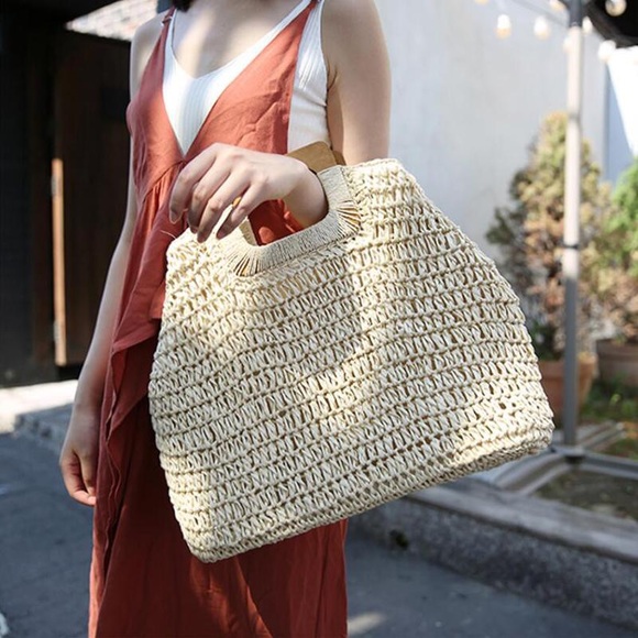 Wood Handle Straw Bag - Picture 5 of 7